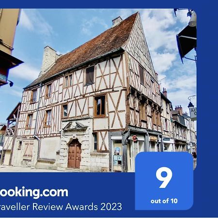 2 Pieces Totalement Renove Au Coeur De Bourges Apartment Ngoại thất bức ảnh